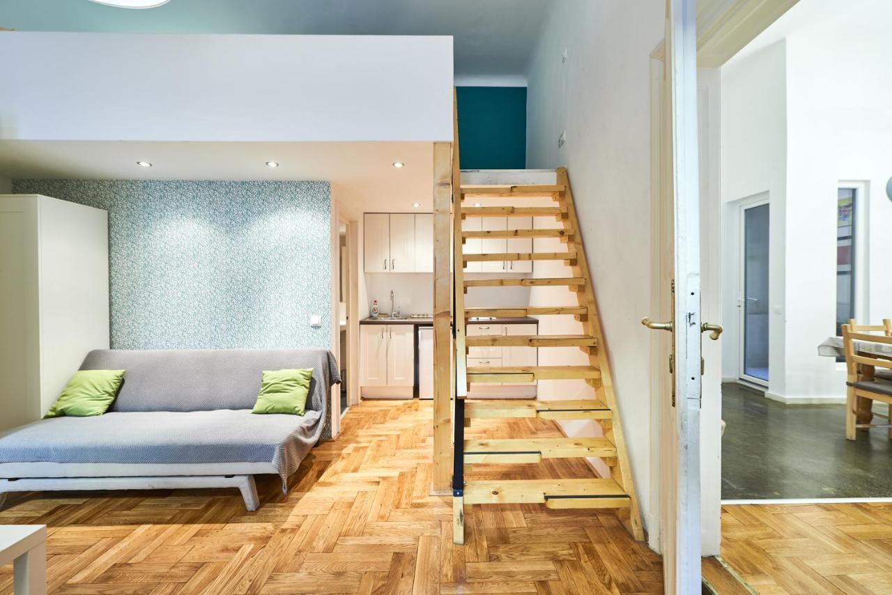 Large Apartment For Groups City Center Dist. VII Budapest Esterno foto